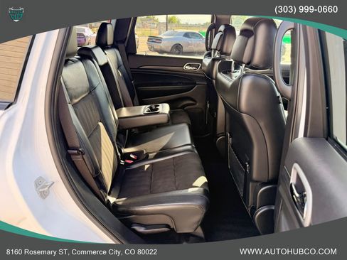 Used 2020 Jeep Grand Cherokee Altitude AWD/4WD image 13