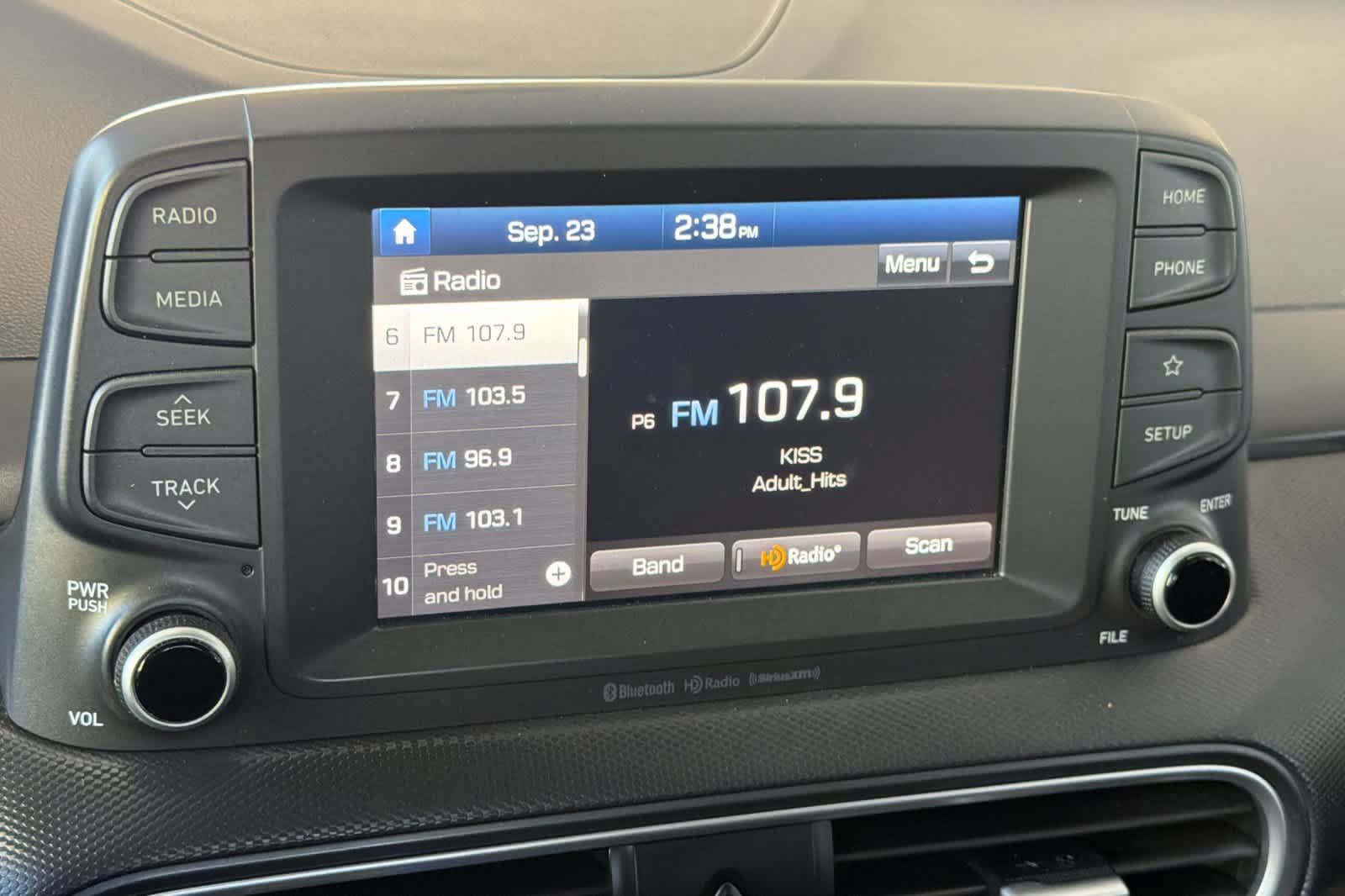 Used 2019 Hyundai Kona SEL FWD image 19