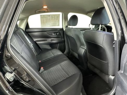 Used 2018 Nissan Altima 2.5 S FWD image 5