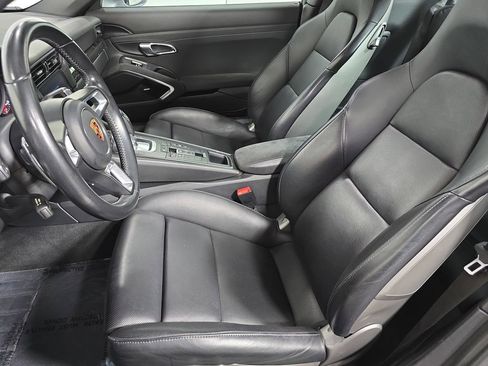 Used 2019 Porsche 911 Carrera GTS RWD image 5