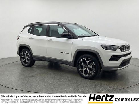 Used 2025 Jeep Compass Limited image 1