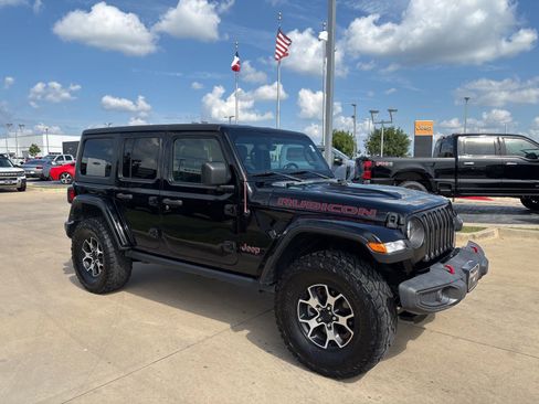 Used 2022 Jeep Wrangler Unlimited Rubicon w/ Cold Weather Group AWD/4WD image 8