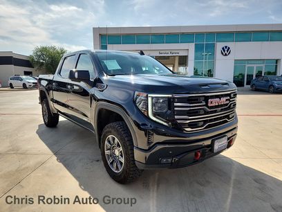 Used 2025 GMC Sierra 1500 AT4