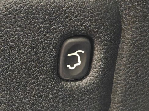 Used 2018 Jeep Grand Cherokee High Altitude image 31