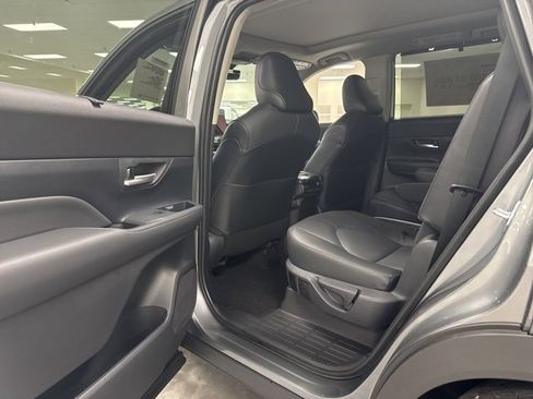 New 2026 Toyota Grand Highlander Platinum image 30