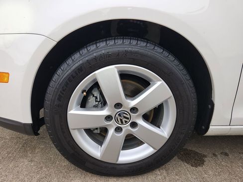 Used 2009 Volkswagen Jetta SE image 29