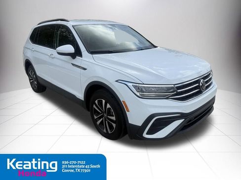 Used 2024 Volkswagen Tiguan S image 3