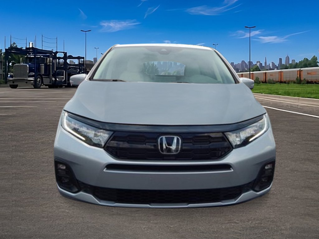 New 2027 Honda Odyssey Touring image 13