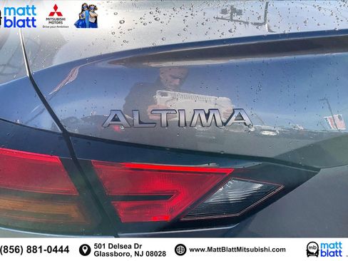 Used 2024 Nissan Altima 2.5 SV image 16