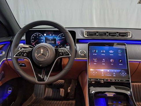New 2025 Mercedes-Benz S 580 4MATIC Sedan image 22