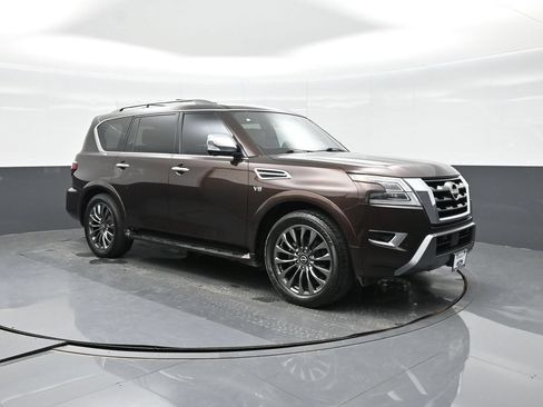Used 2021 Nissan Armada Platinum w/ Captain's Chairs Package RWD image 20
