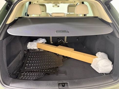 Used 2023 Audi Q5 2.0T Premium w/ Convenience Package image 22