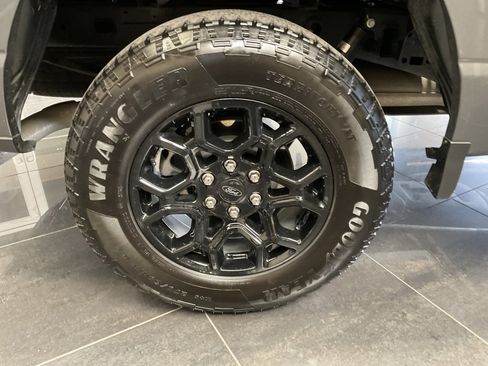 Used 2024 Ford F150 XLT w/ XLT Black Appearance Package image 8