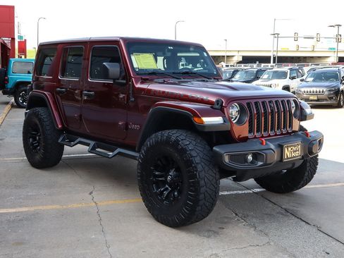 Used 2021 Jeep Wrangler Unlimited Rubicon AWD/4WD image 4
