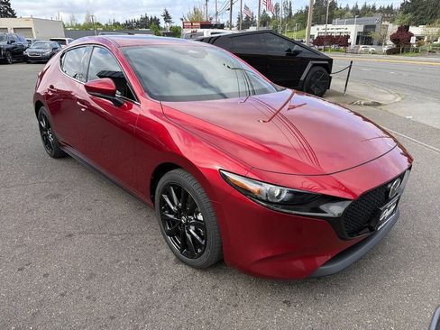 Used 2024 MAZDA MAZDA3 s FWD image 8