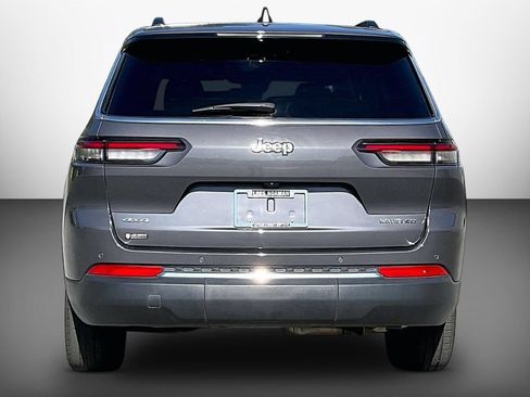 Used 2024 Jeep Grand Cherokee L Limited AWD/4WD image 7