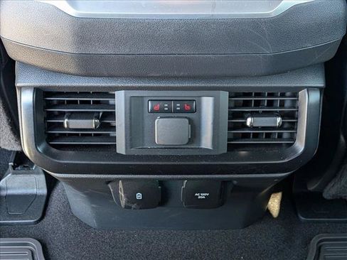 Used 2025 Ford F150 Raptor AWD/4WD image 18