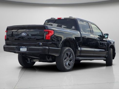 New 2024 Ford F150 Lightning XLT image 19
