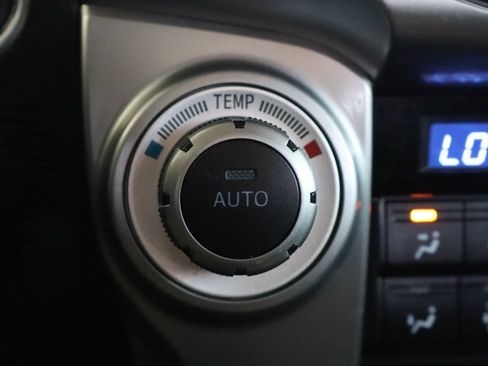 Used 2018 Toyota 4Runner Limited AWD/4WD image 29