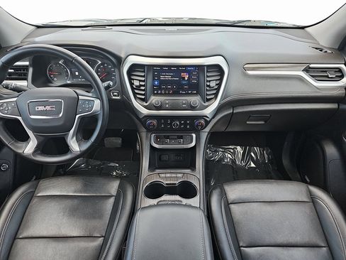 Used 2023 GMC Acadia SLT image 9