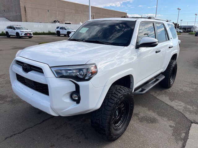 Used 2023 Toyota 4Runner SR5 Premium w/ Moonroof Package AWD/4WD image 1