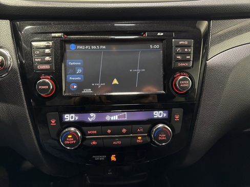 Used 2015 Nissan Rogue SL w/ SL Premium Package image 18