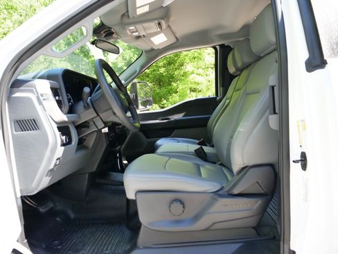Used 2023 Ford F350 XL w/ XL Chrome Package AWD/4WD image 20