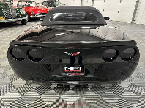 Used 2006 Chevrolet Corvette Convertible 2D w/ Preferred Equipment Group image 17