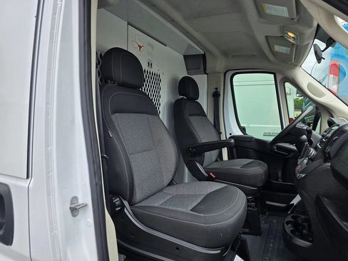 Used 2020 RAM ProMaster 2500 FWD image 9