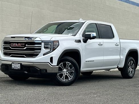 Certified 2024 GMC Sierra 1500 SLT RWD image 8