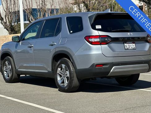 Used 2024 Honda Pilot EX-L image 6