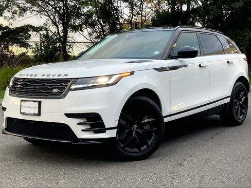 Used 2026 Land Rover Range Rover Velar Dynamic SE image 1