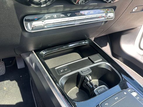 Used 2023 Mercedes-Benz GLB 250 4MATIC image 21