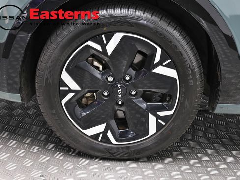 Used 2023 Kia Niro Wind w/ Wind Preserve Package FWD image 31