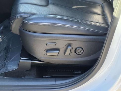 Used 2023 Hyundai Santa Fe Limited image 15