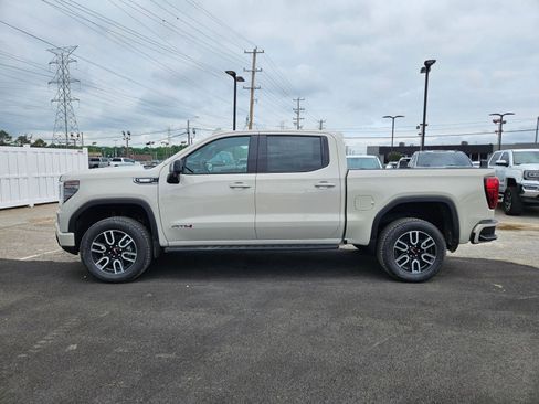 New 2026 GMC Sierra 1500 AT4 AWD/4WD image 2