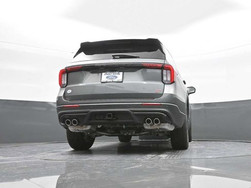 New 2026 Ford Explorer ST image 59