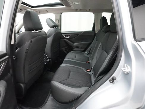 Used 2024 Subaru Forester Premium AWD/4WD image 16
