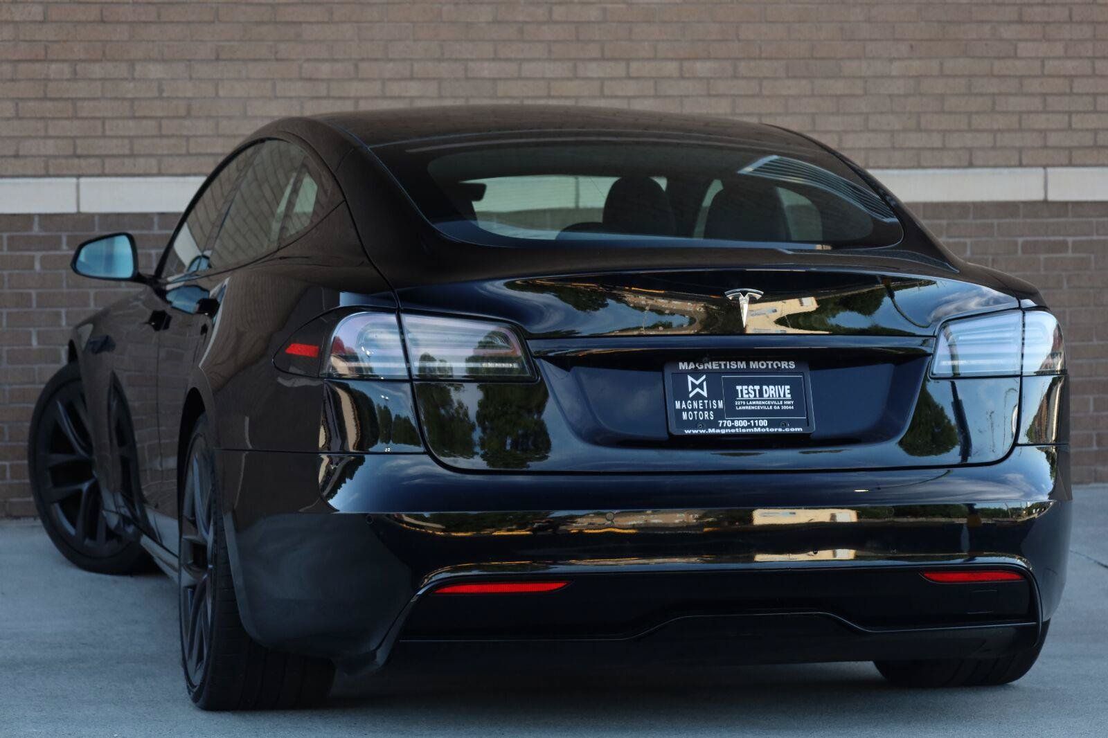Used 2022 Tesla Model S Standard Range AWD/4WD image 11