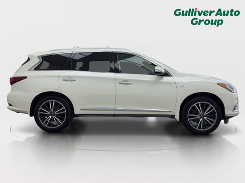 Used 2020 INFINITI QX60 Signature Edition FWD image 10