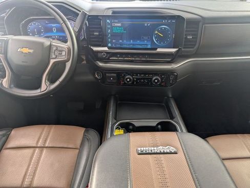 Certified 2024 Chevrolet Silverado 2500 High Country w/ Technology Package image 28