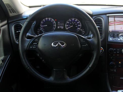 Used 2016 INFINITI QX50 AWD w/ Premium Plus Package image 18