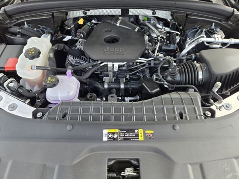 New 2026 Jeep Grand Cherokee L Limited RWD image 40