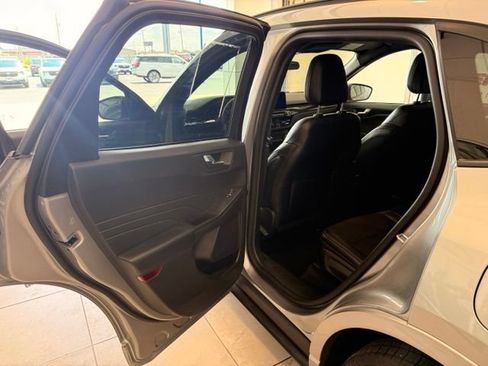 Used 2024 Ford Escape ST-Line AWD/4WD image 14