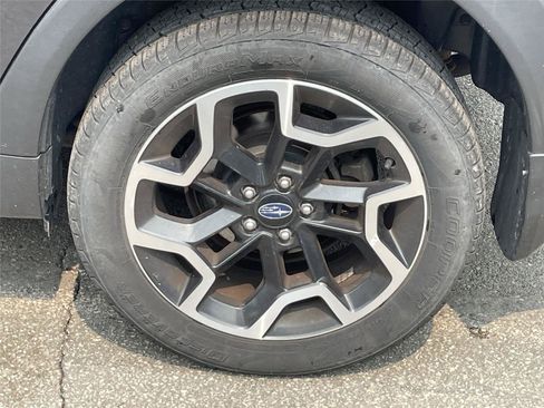 Used 2017 Subaru Crosstrek 2.0i Premium AWD/4WD image 8