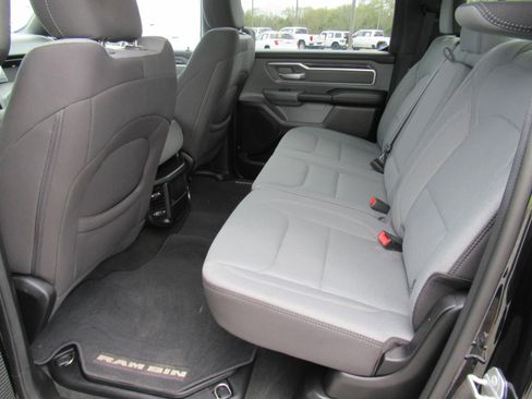 Used 2022 RAM 1500 Big Horn AWD/4WD image 27