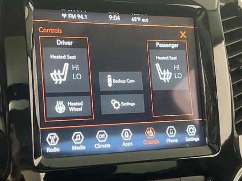 Used 2022 Jeep Cherokee Limited w/ Mopar Interior Package image 19