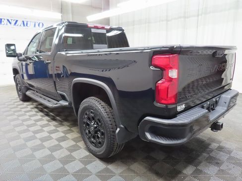 Used 2024 Chevrolet Silverado 2500 LTZ w/ LTZ Plus Package image 5