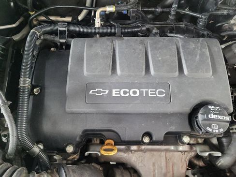 Used 2020 Chevrolet Sonic Premier image 30