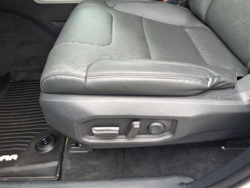 Used 2024 Toyota Tundra SR5 w/ SR5 Premium Package AWD/4WD image 14